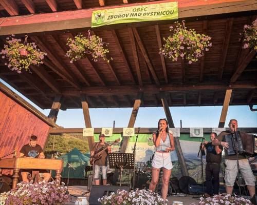 Cyklopreteky Kysuce-Orava cez kopec a súťaž vo varení kotlíkového gulášu In memoriam Anna Valková