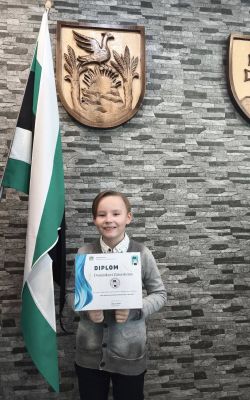 Dominik Zátorský s diplomom