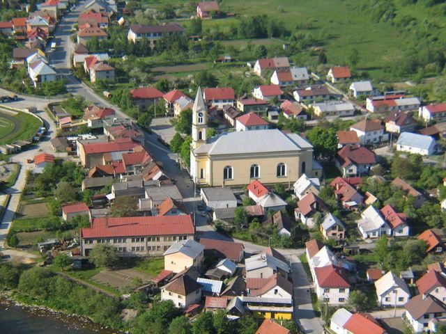 267504001_krasno2